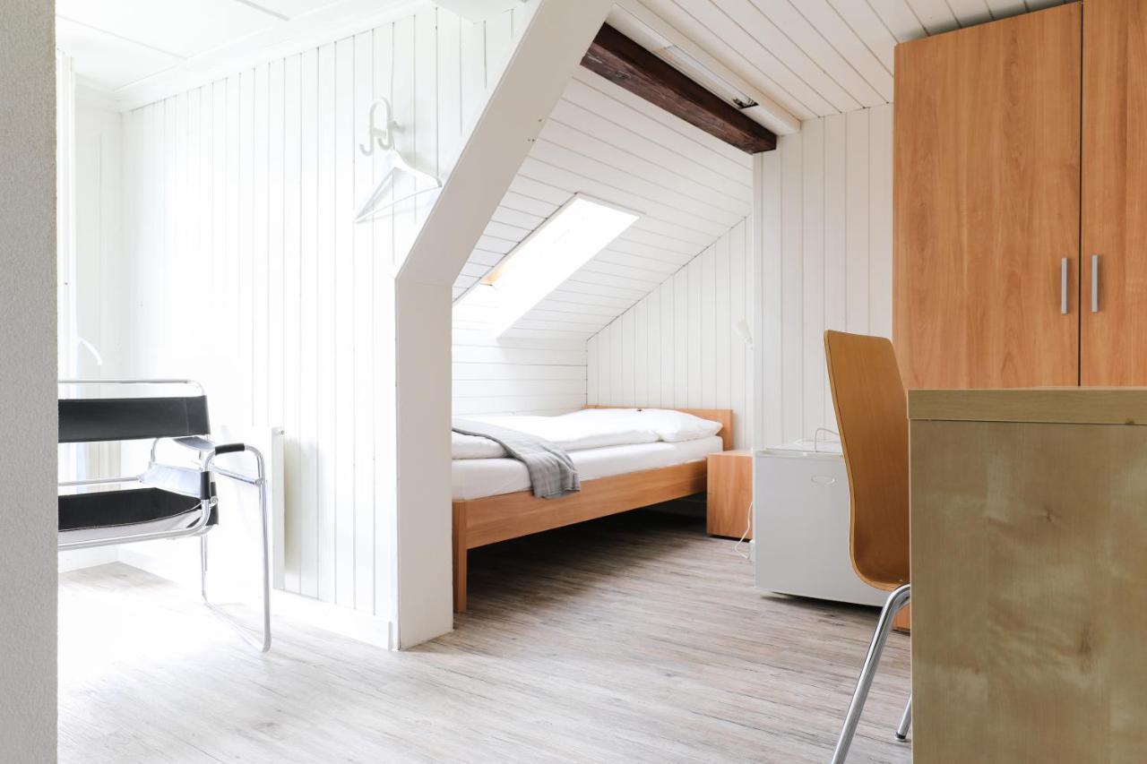 Hotel Loewen Niederuzwil Экстерьер фото